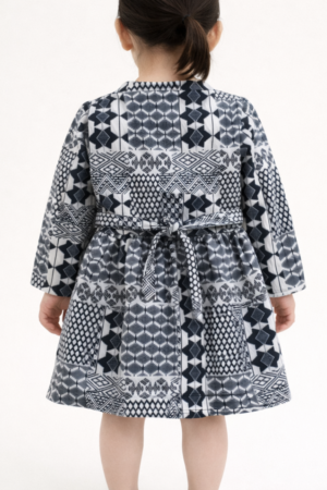 Black and White Geometric Print Dress with Ruffle Sleeves